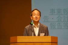 11.鈴木新副幹事長挨拶